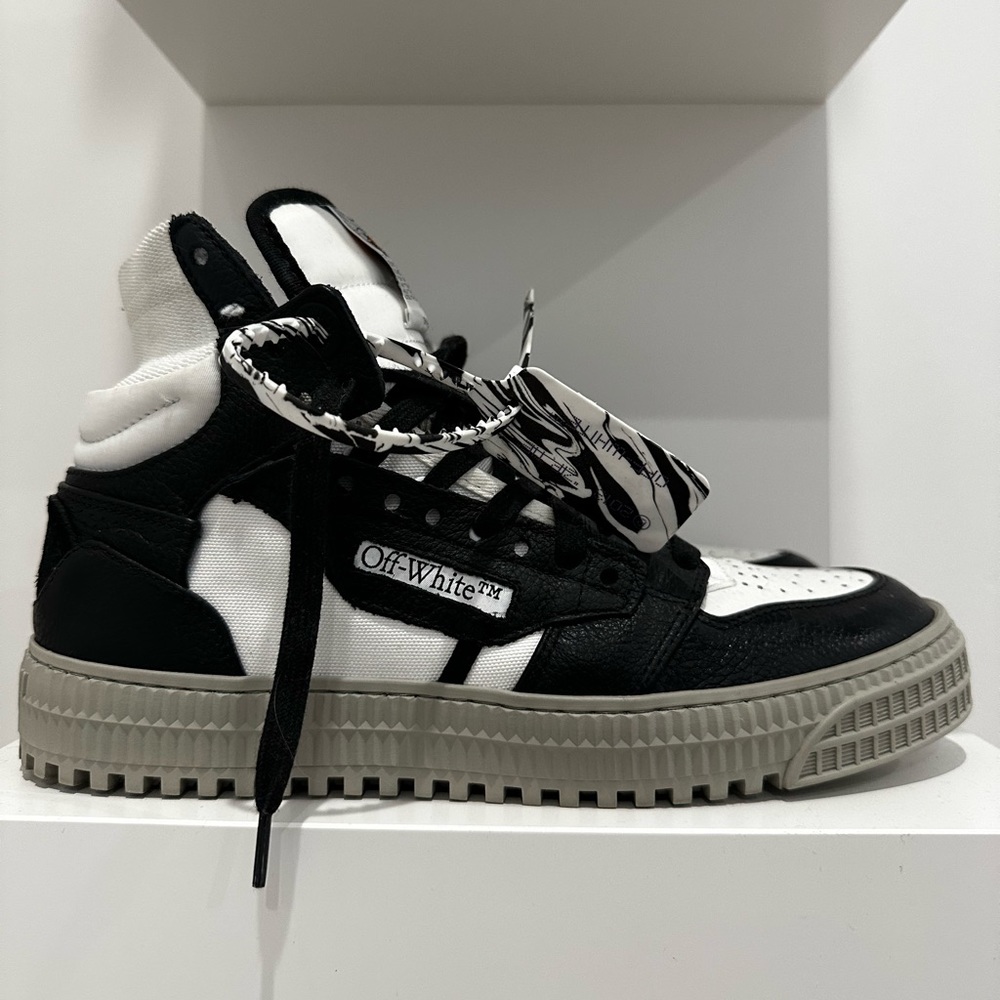 OFF-WHITE SNEAKERS!!!
